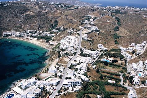 Chic Mykonos Psarou Beach Famous Nammos Restaurant And Hotels