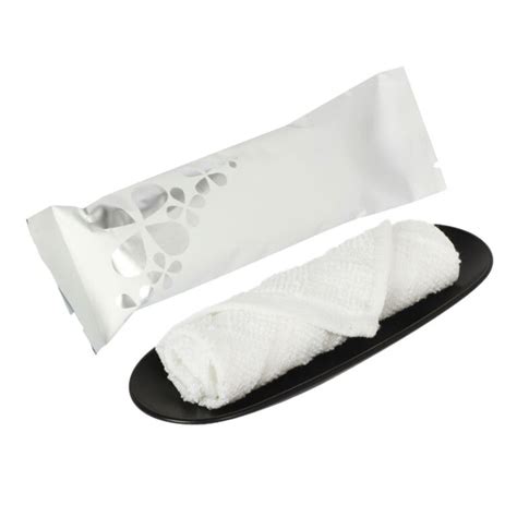 Disposable 15gm Cotton Hot Towels Oshiklenz