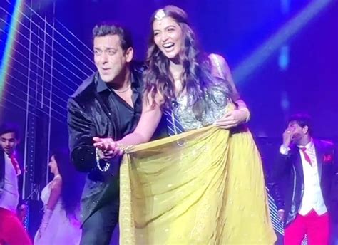 Exclusive Salman Khan Praises Pooja Hegdes Performance At Da Bangg