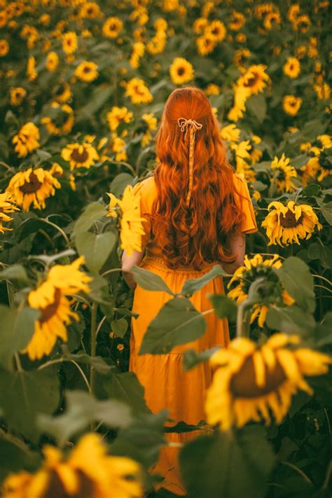 Matching The Sunflowers Sunflower Aesthetic Girl Sunflower Aesthetic