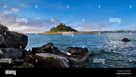 Cornish Island Fotos Und Bildmaterial In Hoher Auflösung Alamy