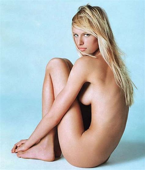 Karolina Kurkova Showing Their Super Sexy Ravishing Bodytits And Ass Porn Pictures Xxx Photos