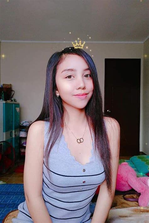 Top Pinay Ethelyn Memorando Hot And Sexy Beautiful Asian Game Streamer
