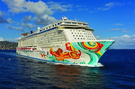 A Closer Look At The Hull Art On Norwegian Cruise Line Ships Blog De
