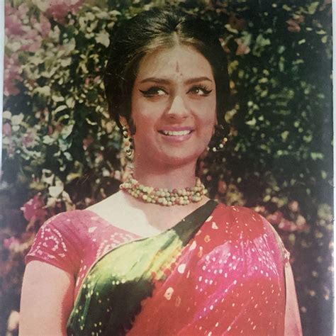 C/o saira banu moves through the life of such a mother and son. Saira Banu | Vintage bollywood, Ethereal beauty, Bollywood ...