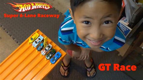 Hot Wheels Lane Race Track Gt Race Car Fun Time Youtube