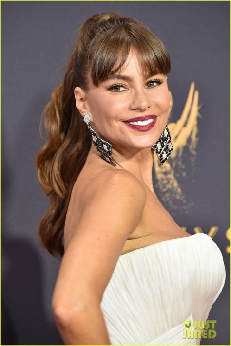 Sofia Vergara Shows Off Her Curves At Emmys 2017 Photo 3959075 Sofia Vergara Photos Just