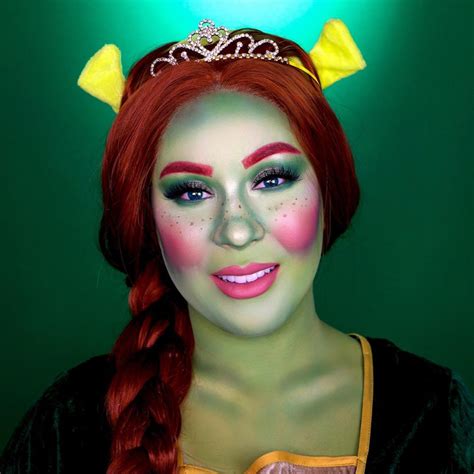 Princess Fiona Halloween Costume Idea For Shrek Movie Lovers Follow