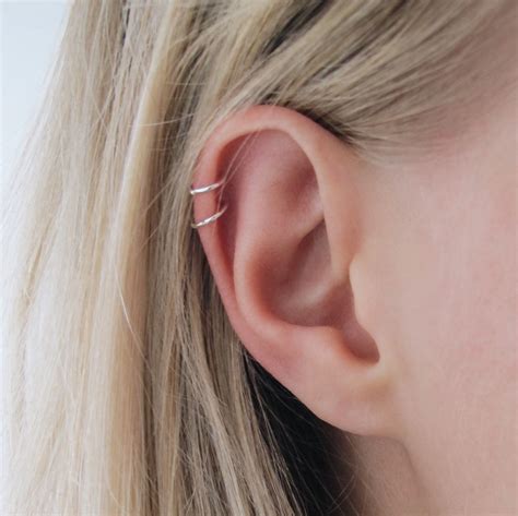 The Pros And Cons Of Hoop Earrings For Helix Piercings Sweetandspark