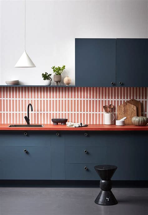 What Color Walls Go With Orange Floor Tiles Kitchen