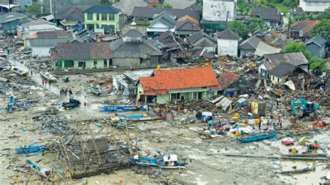 Kejadian Bencana Alam Terjadi Di Indonesia Sepanjang Tahun Greeners Co