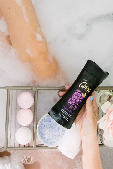 Caress Forever Collection Scented Body Wash