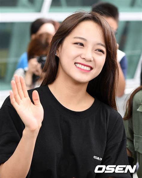 18 Female Idols With Some Of The Most Contagious Smiles Around Koreaboo