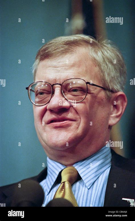 Tom Clancy Author Hi Res Stock Photography And Images Alamy