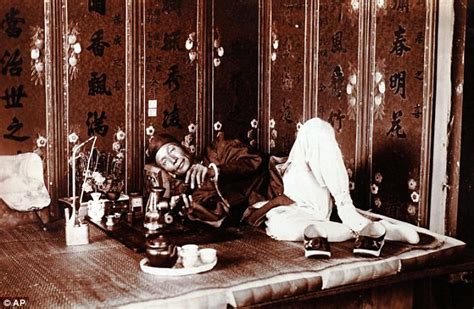 Chinese Opium Den circa 1880 鴉片館 1600x1178 HistoryPorn