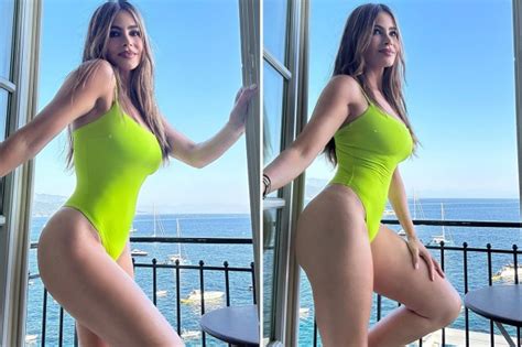 Sofia Vergara Flaunts Her Curves In A Stunning Neon Swimsuit Market Research Telecast