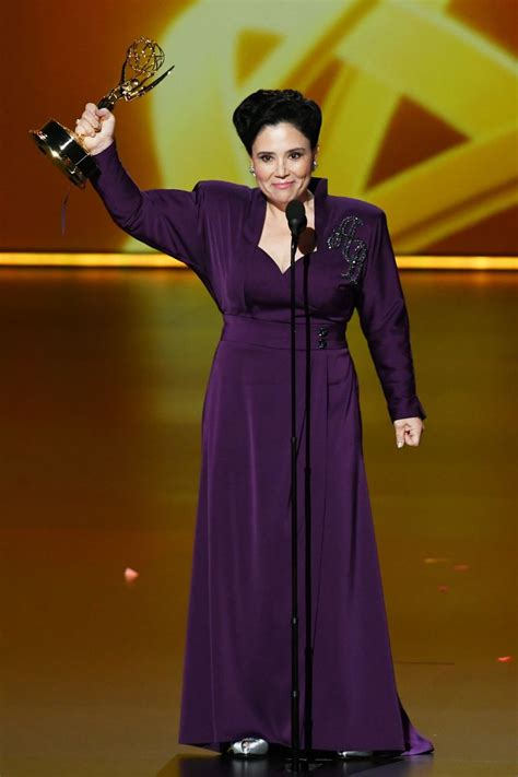 Alex Borstein Calls On Women To Step Out Of Line In Moving Emmy Speech Cnn