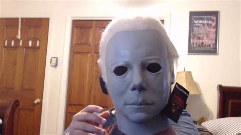 Trick Or Treat Studios Halloween 2 Mask Avec Etiquet Review - Trick or Treat Studios Halloween 2 1981 Ben Tramer mask Review - YouTube