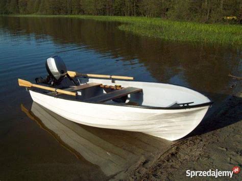 It is designed to meet the expectations of fishermen who seek a small, durable and light boat which can be easily. LOBSTER 310 ŁÓDKA WIOSŁOWA ŁÓDŹ WĘDKARSKA producent ...