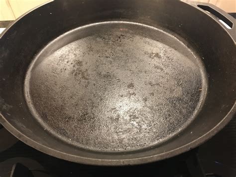A skillet that is too large will cause pan juices to burn. How to Cook Steak in a Cast-Iron Skillet | Delishably