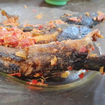 Hidangan balado ikan lele goreng adalah sajian yang lezat. Resep dan Cara Membuat Sotong Sambal Balado | Rinaresep.com