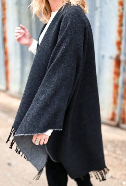Reversible Fringe Cape How To Style A Cape