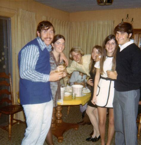 35 amazings snapshots capture teenage parties during the 1960s and 1970s vintagepage cafex