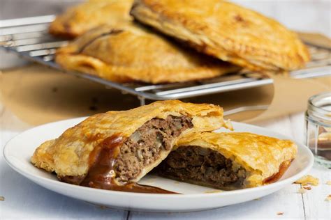 Forfar Bridie Recipe - Scottish Handheld Meat Pies | Recipe in 2021 | Forfar bridie recipe, Meat ...