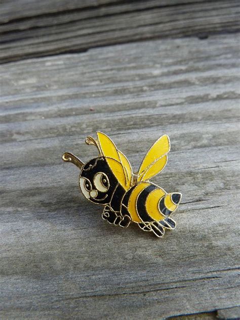 Smiling Bumblebee Enamel Pin Cartoon Character Yellow