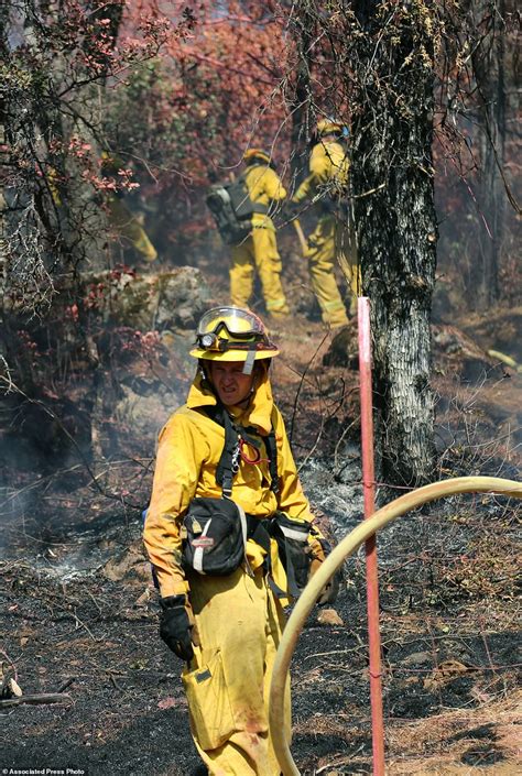 Time Lapse Shows The Moments Blaze Erupted In The California Hills