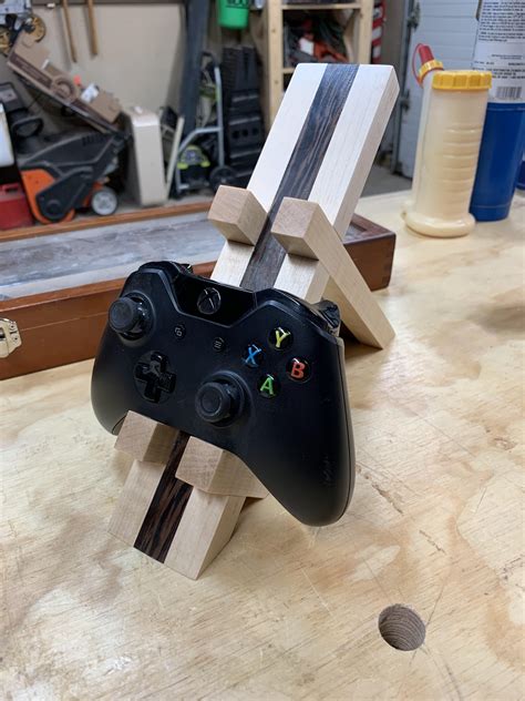 Xbox Controller Stand Made From Wenge And Curly Maple Rwoodworking