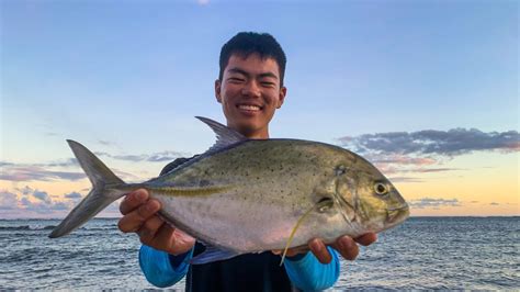 Catching And Losing Big Papios Live Oama Hawaii Fishing Youtube