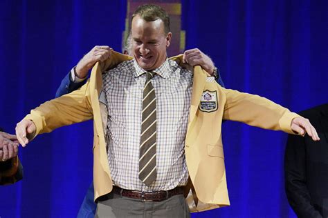 Vfl Peyton Manning Inducted To The Hall Of Fame Rocky Top Insider