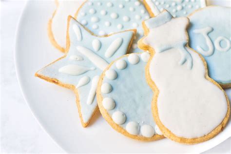 Our comprehensive how to make christmas cookies article breaks down all the steps to help you make perfect christmas cookies. Chrismas Cookie Recipes That Freeze Well : Star Mint ...