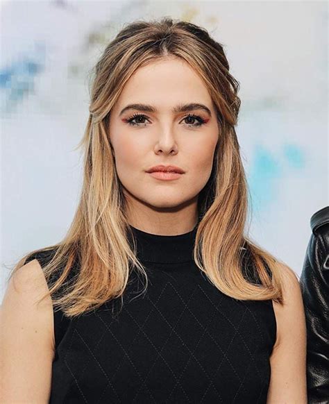 Zoey Deutch With Images Zoey Deutch Hair Hollywood Girls