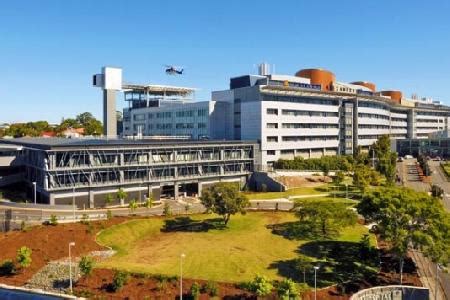 The alexandra hospital in redditch was opened in 1985. Princess Alexandra Hospital Accommodation Brisbane