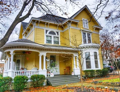 The Queen Anne Style D L Thornton House Was Built In 1870 Kentucky