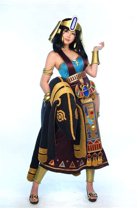 Spiral Cats Queen Of Egypt Cleopatra Cosplay Is Stunning As Usual 2p