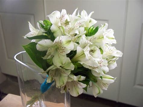 Artificial wedding flowers that look perfect from every angle! White Alstroemeria bridesmaid bouquet | Alstroemeria ...
