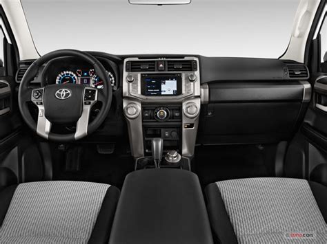 2019 Toyota 4runner Pictures Dashboard Us News And World Report
