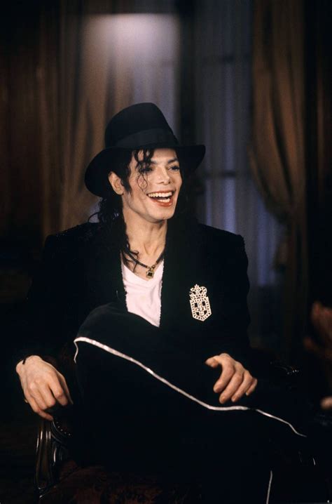 Michael Jackson • 10 Pictures Of Michael Wearing A Fedora