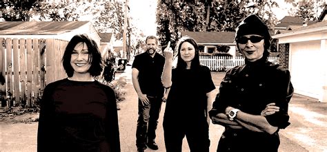 The Breeders In Concert 2018 Past Daily Soundbooth Past Daily