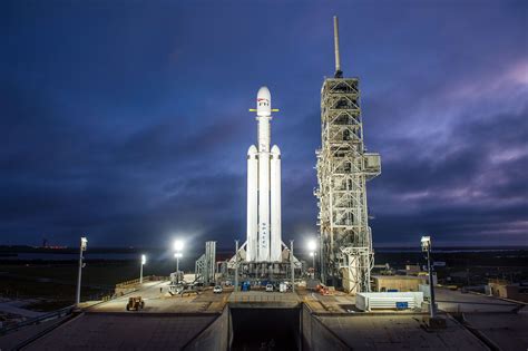 Watch Spacexs Falcon Heavy Launch Today At 345 Pm Et Updated
