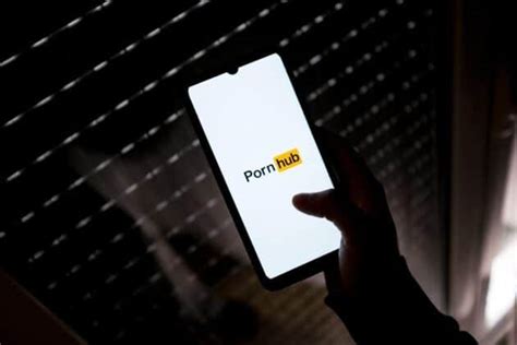Pornhub Needs Your Help To Keep From Going Bye Bye