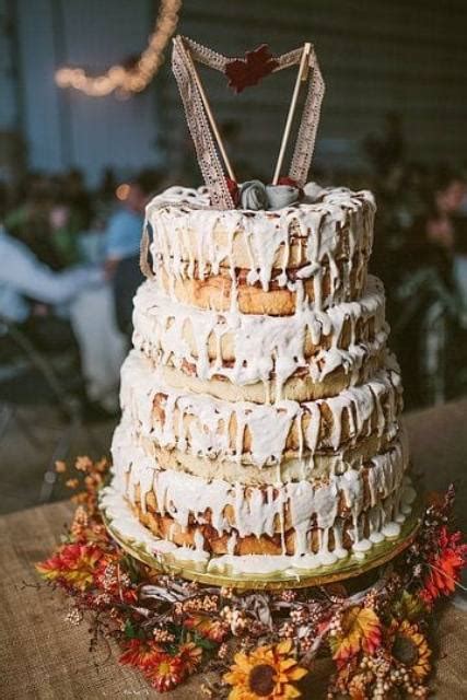 35 Delicious Cinnamon Roll Wedding Cakes Weddingomania