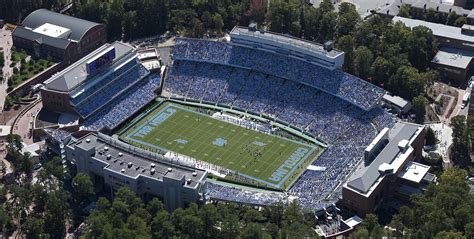 In addition to the intimate venues that stud the city, unc's kenan memorial stadium has been known to host superstars on tour. Photo: Kenan Stadium Wallpaper - Tar Heel Times