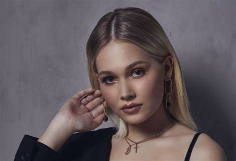 Kelli Berglund Wzrost Waga Wymiary Kolor Oczu Wiki