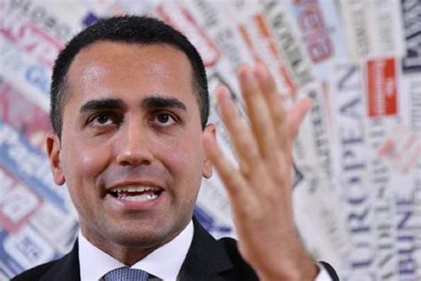 Giggino Di Maio Innamorato Di Robin Hood Milano Post