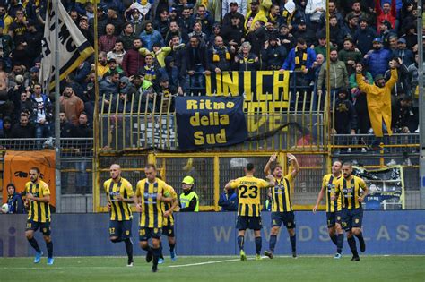 Le notizie aggiornate, i risultati live, le classifiche e il calciomercato. Serie B: Pisa-Juve Stabia, pareggio amaro - PeriodicoDaily ...