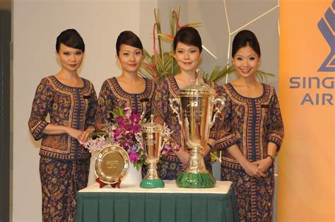 january 2012 ~ world stewardess crews singapore airlines flight attendant airline cabin crew